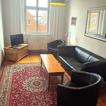 Potsdamer Charme Im Maartinshof Apartment *